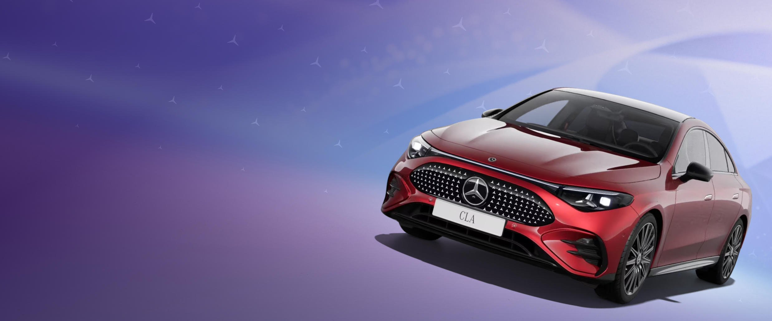 Neuwagen finden | Mercedes-Benz Ein roter CLA von Mercedes-Benz auf violettem Grund mit Stern-Pattern.