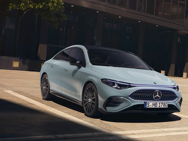 Der brandneue CLA mit Hybrid Technologie von Mercedes-Benz.