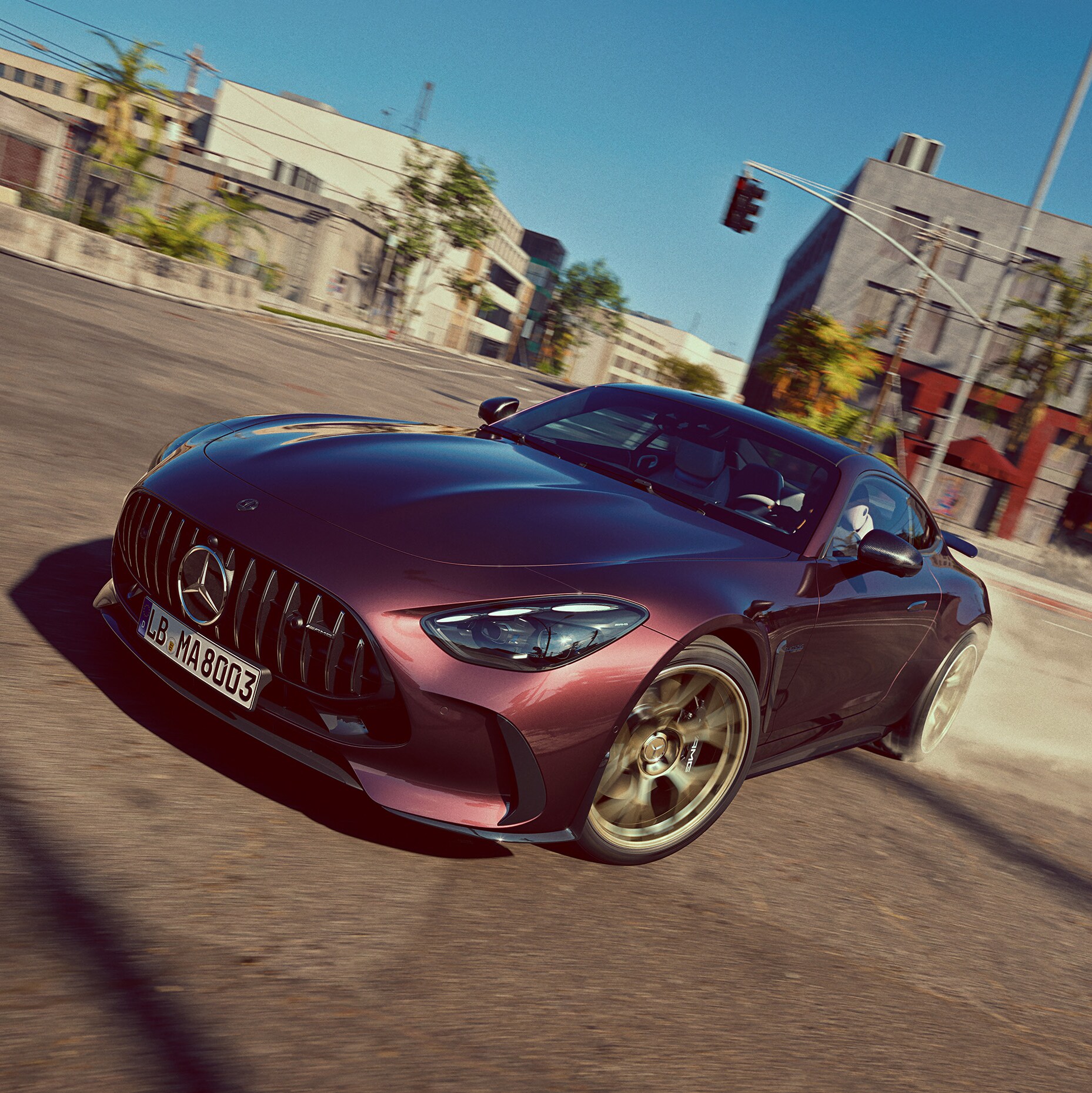 Ein blauer Mercedes-Benz CLA Shootingbrake auf einem Parkstreifen.