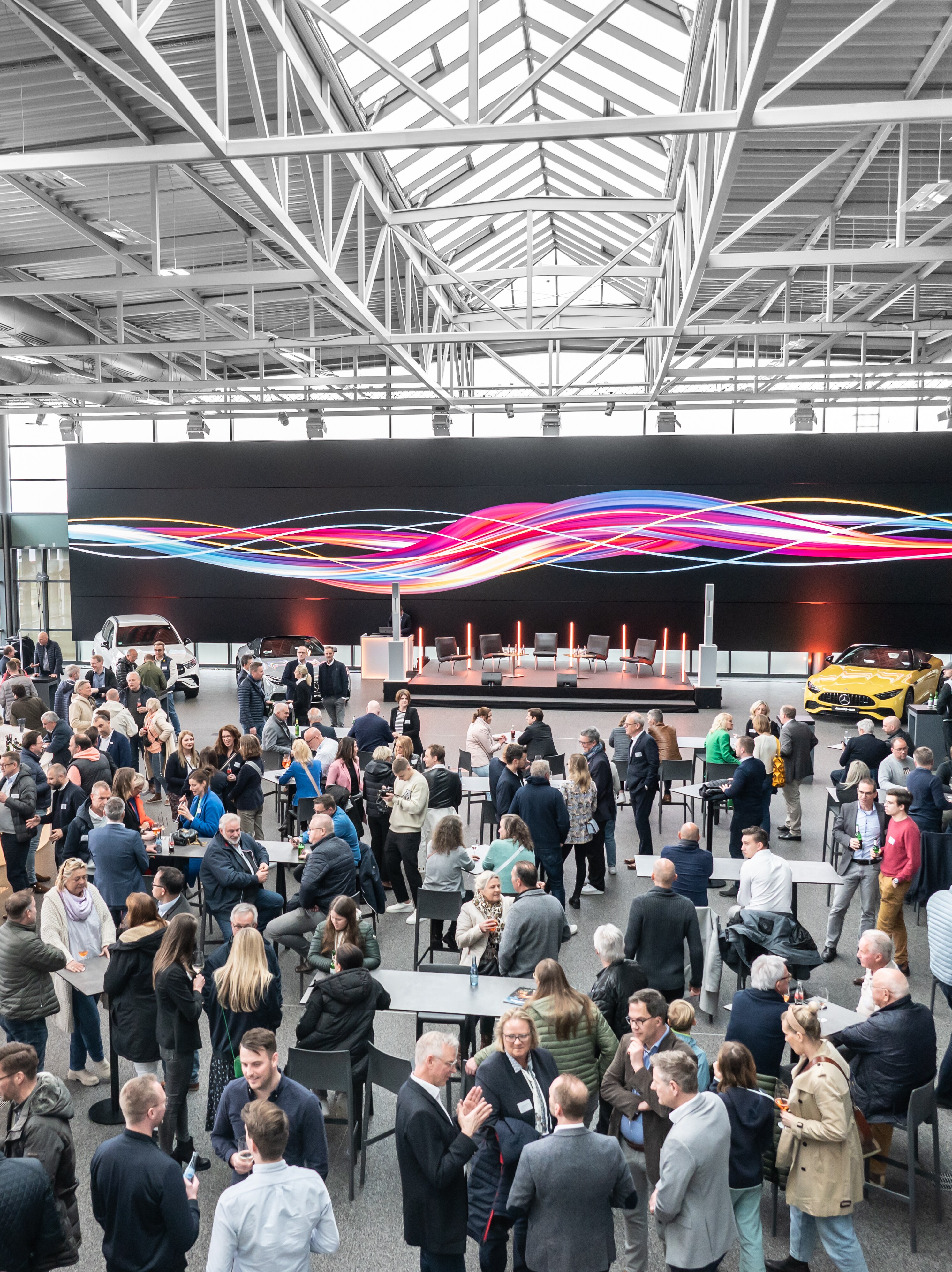 Mercedes-Benz Kundencenter Bremen Übergabe-Halle