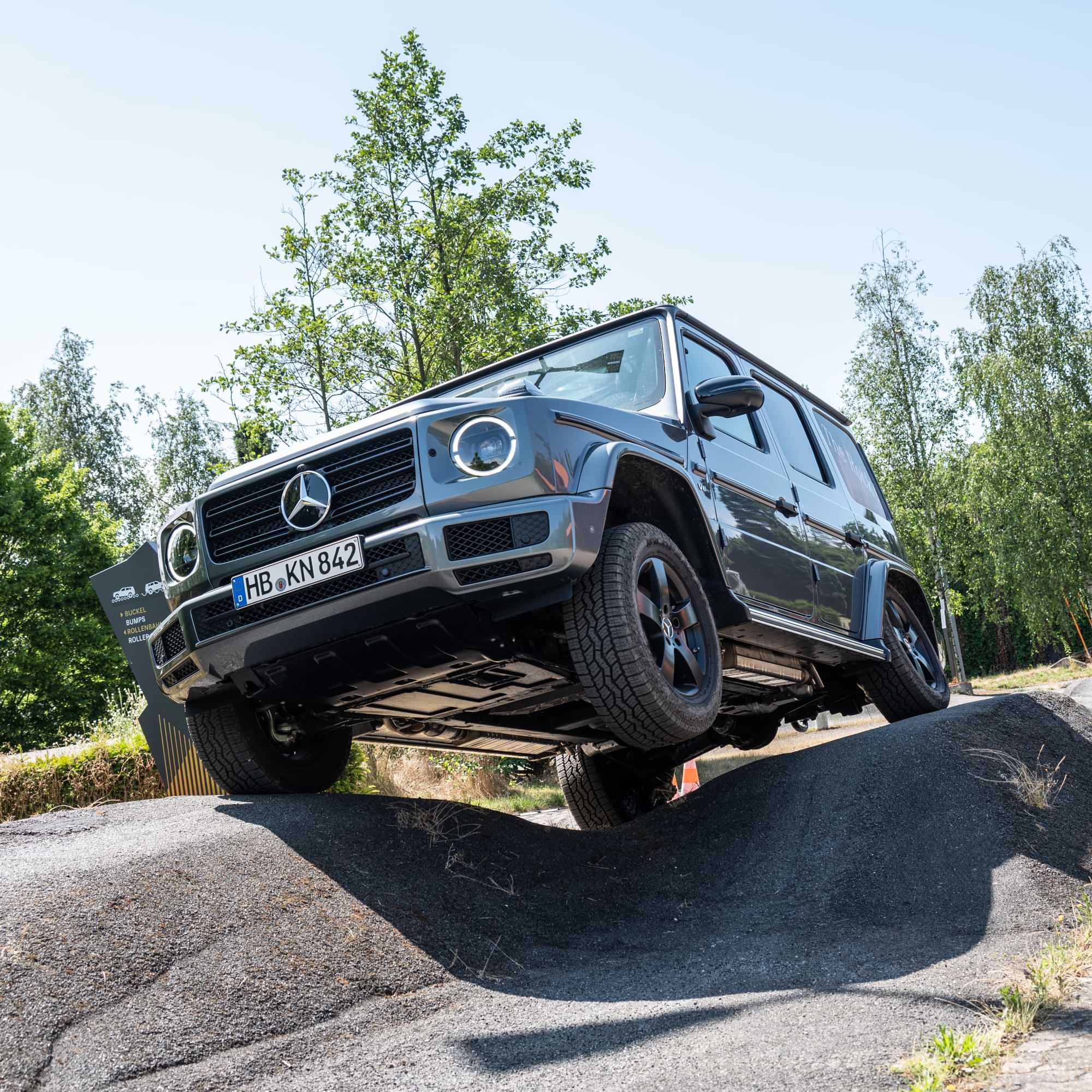 Fahrerlebnisse im Kundencenter | Mercedes-Benz. Mercedes-Benz Kundencenter Bremen Compacttraining GLC