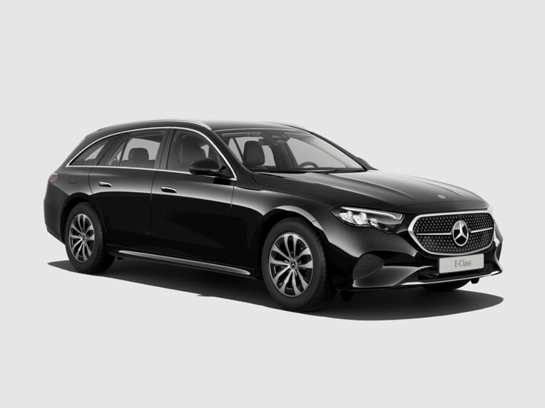 Das Bild zeigt die schräge Frontansicht einer Mercedes-Benz C-Klasse T-Modell
