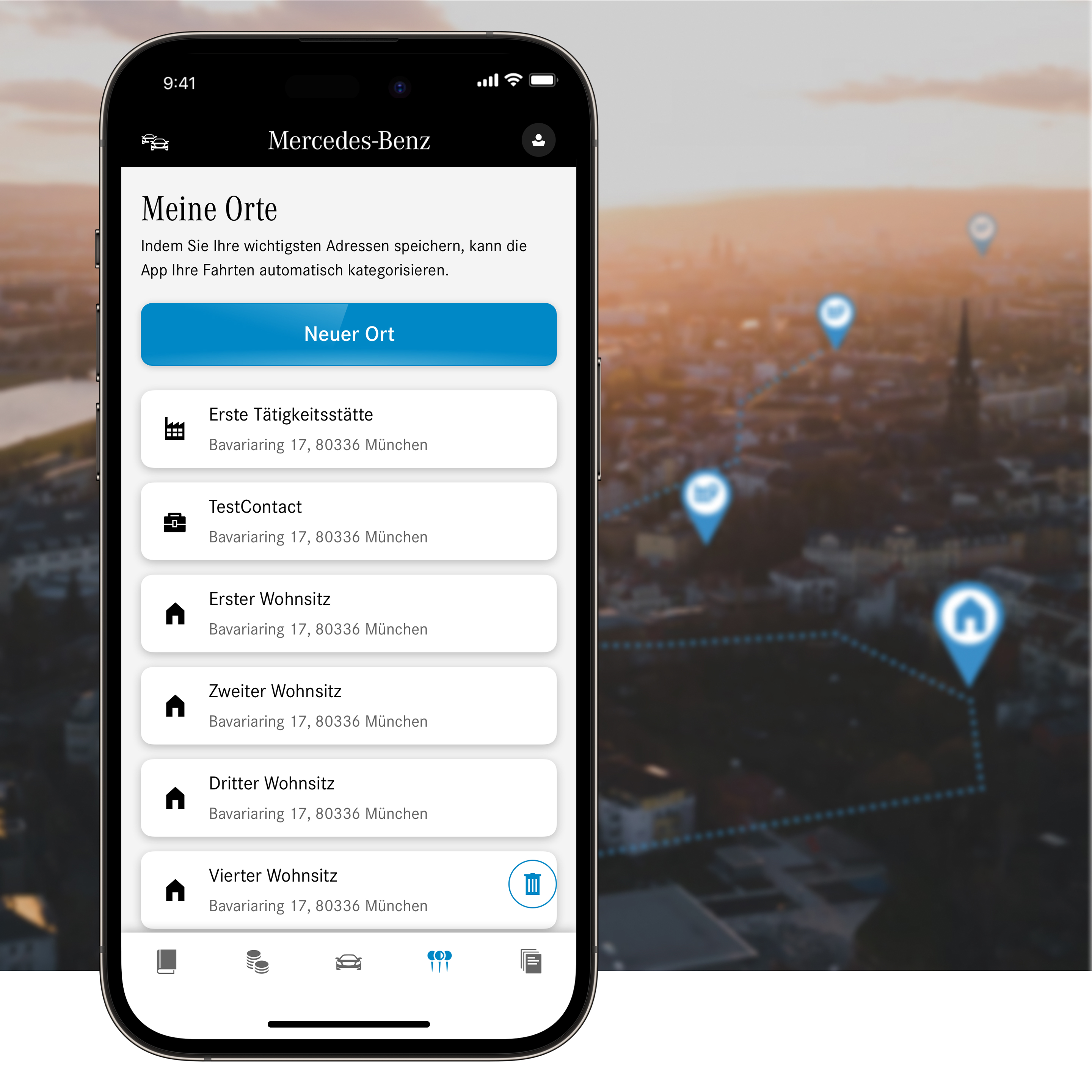 Mercedes-Benz Fahrtenbuch. Ein Handy vor einer Stadtlandschaft.