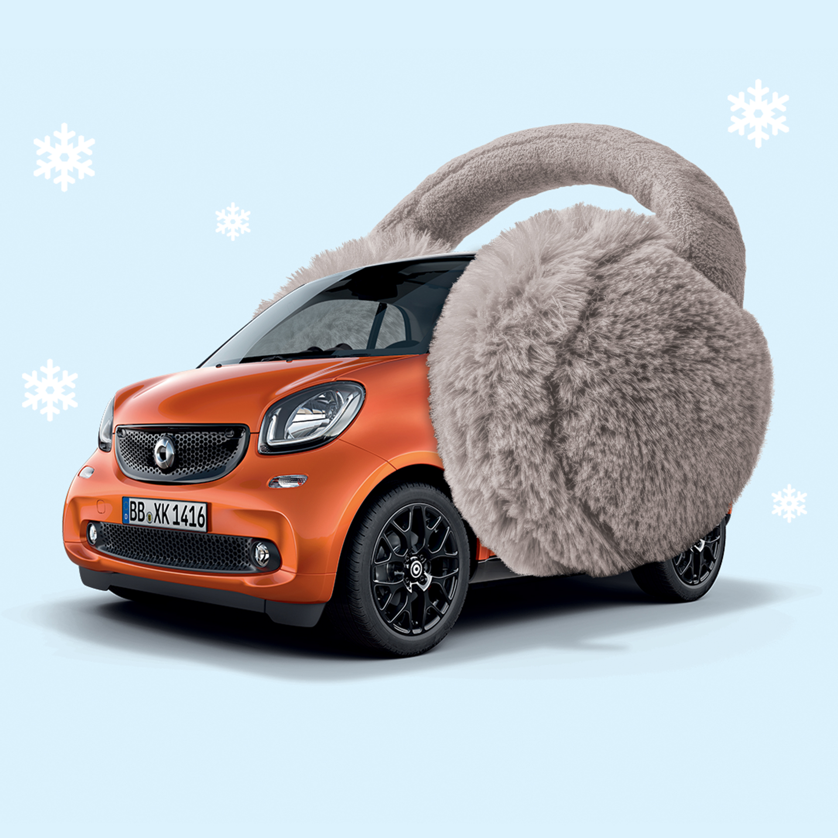 smart ein roter, matter smart mit Herbstblättern