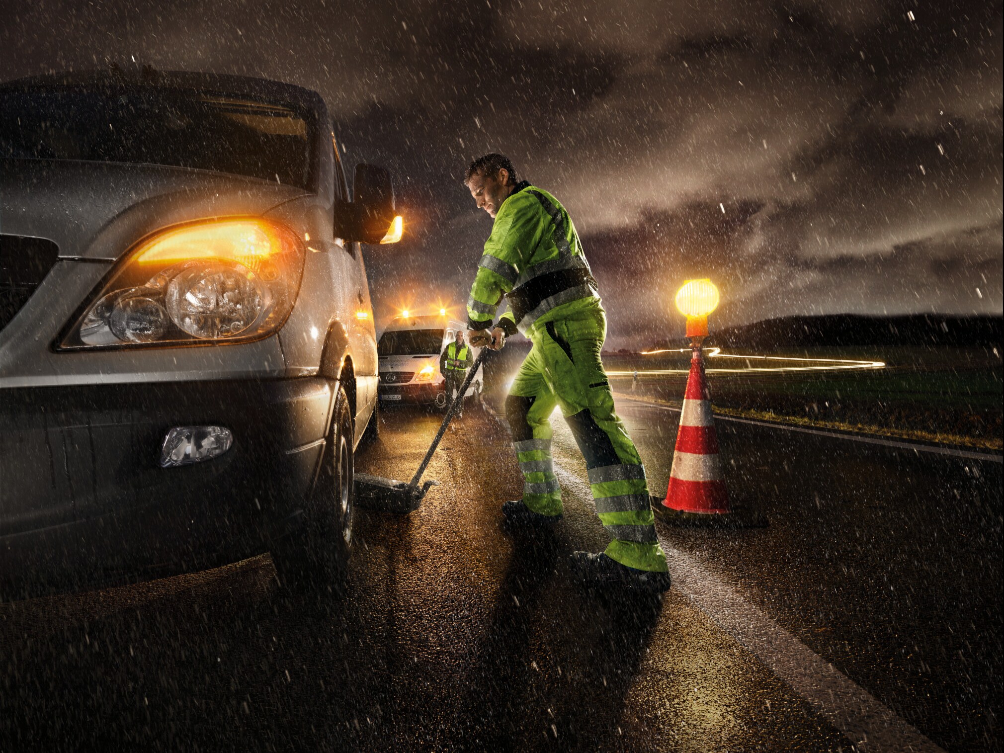 Mercedes-Benz Transporter 24 Stunden Service