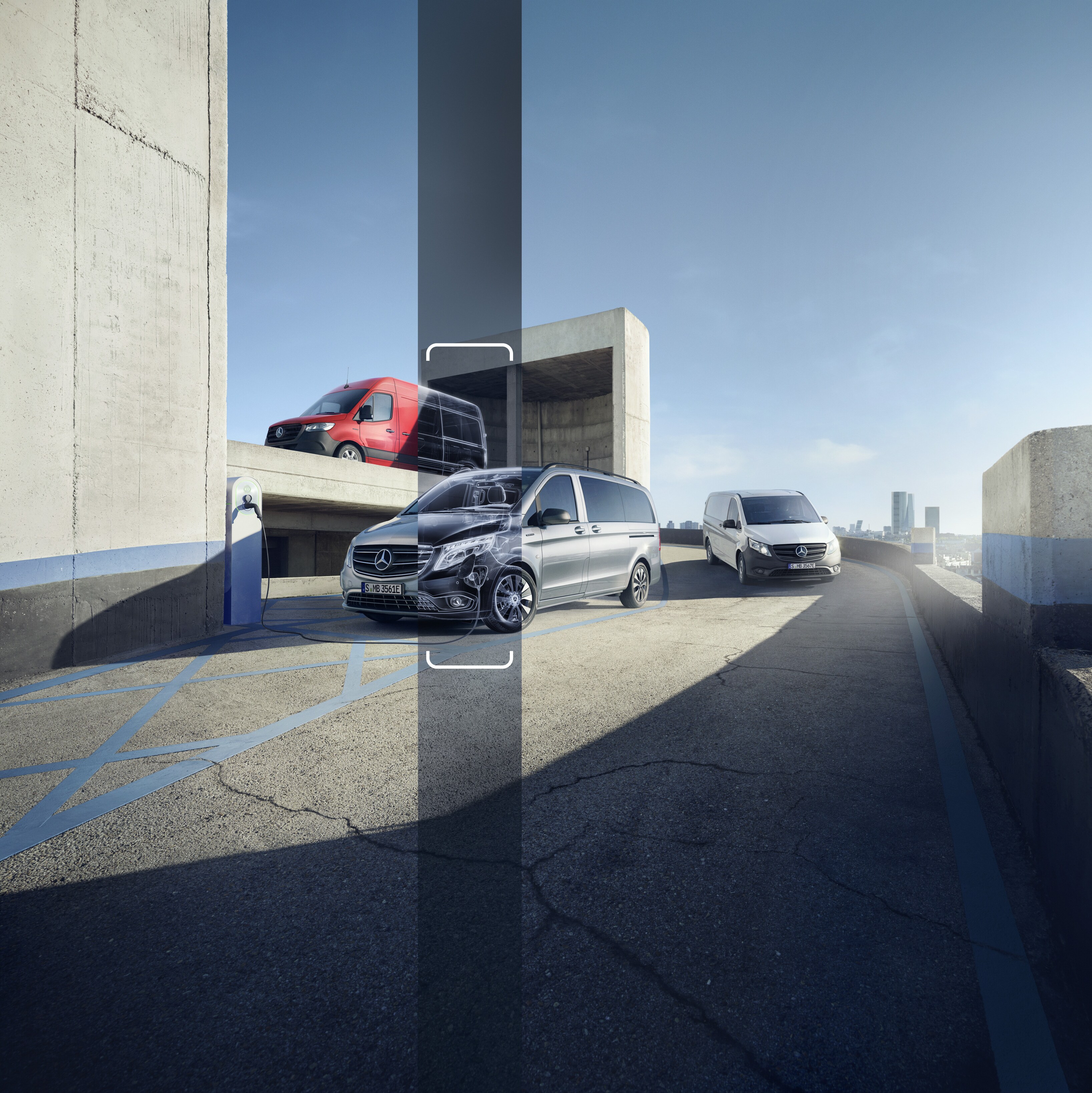 Mercedes-Benz Certified Gebrauchttransporter in einem Industriegebiet geparkt