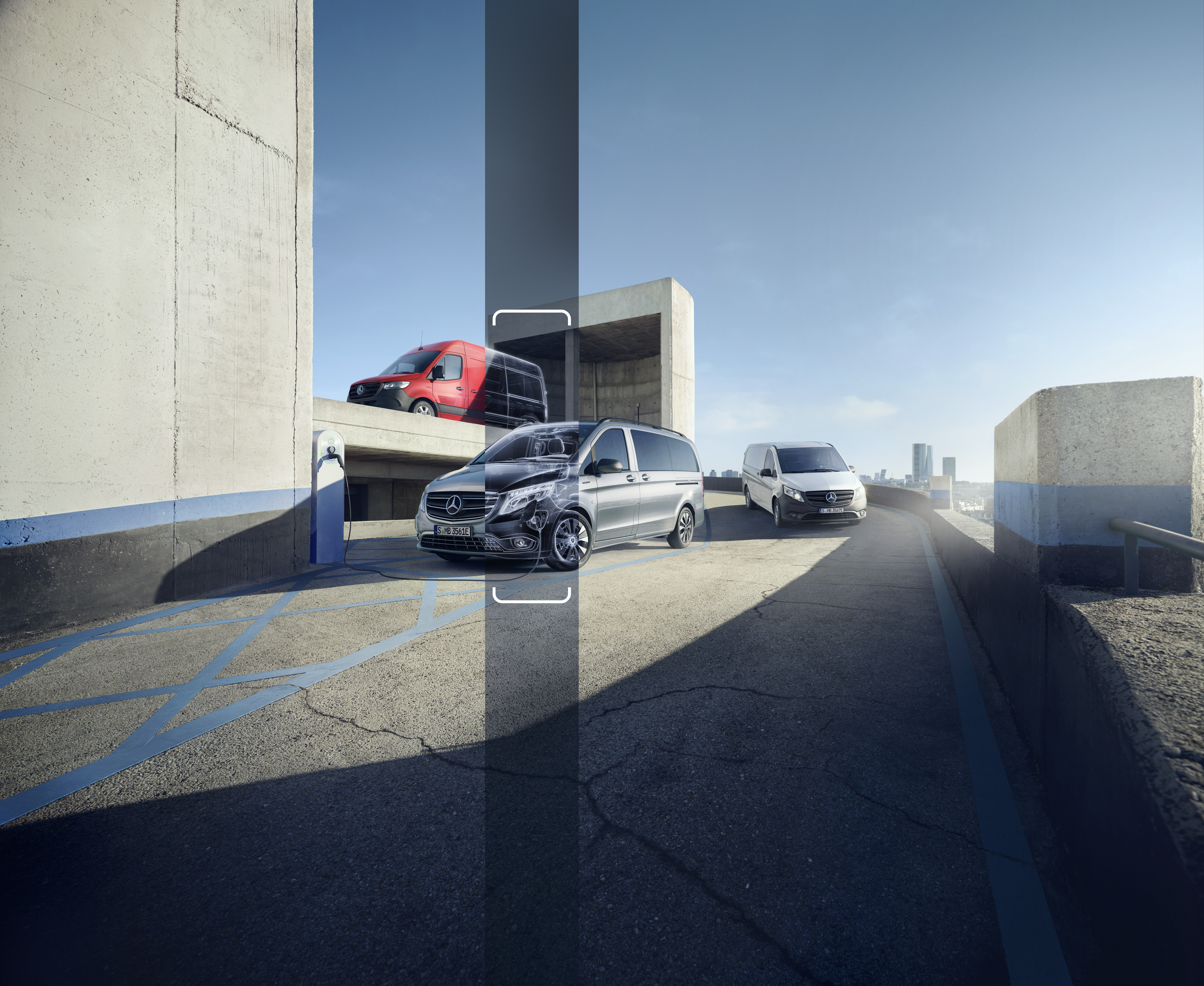 Mercedes-Benz Certified Gebrauchttransporter Mercedes-Benz Certified Gebrauchttransporter in einem Industriegebiet geparkt