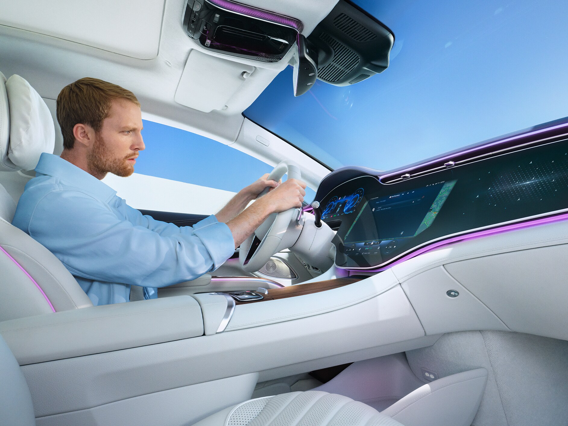 Der MBUX Sprach-Assistent als Teil der Standardservices der Digitalen Extras von Mercedes-Benz.