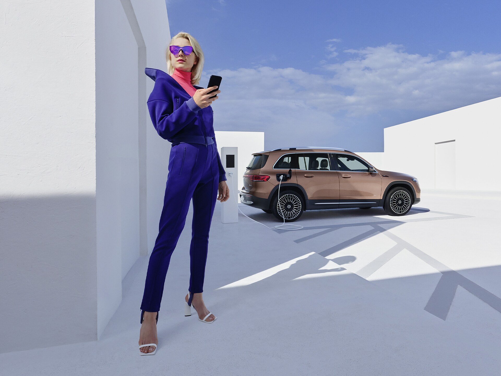 Die beste Verbindung zu Ihrem Mercedes-Benz: Die Mercedes-Benz App enthält alles, was Sie über Ihr Auto wissen müssen.