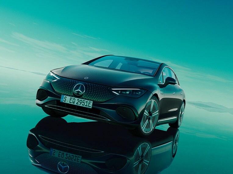 Die vollelektrische EQE Limousine von Mercedes-Benz.