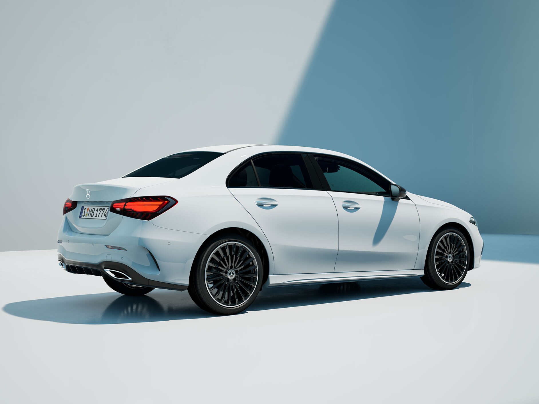 Vereinbaren Sie eine Probefahrt mit der A-Klasse von Mercedes-Benz bei einem Händler in Ihrer Nähe.