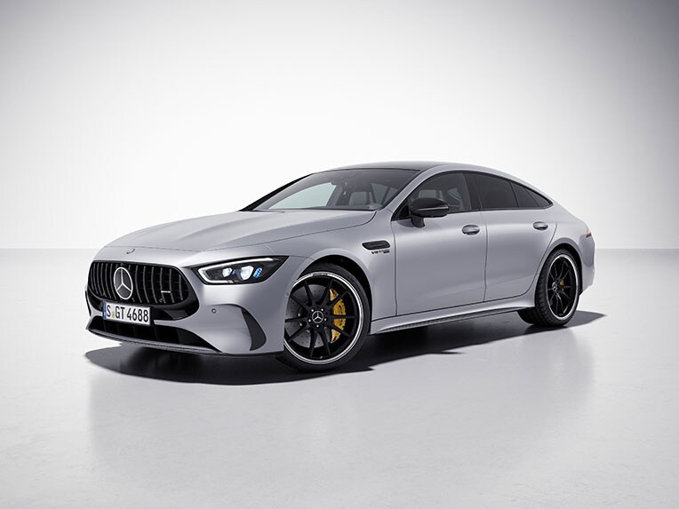 Der Mercedes-AMG GT 63 S E PERFORMANCE mit dem AMG Night-Paket II.