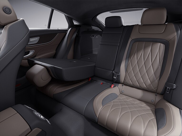 Das Interieur des Mercedes-AMG GT 4-Türer Coupés.