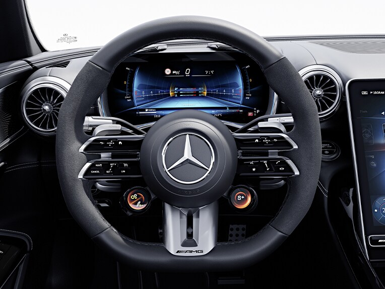 Das AMG Performance Lenkrad in Leder Nappa / Mikrofaser MICROCUT im neuen Mercedes-AMG GT 63 S E PERFORMANCE.