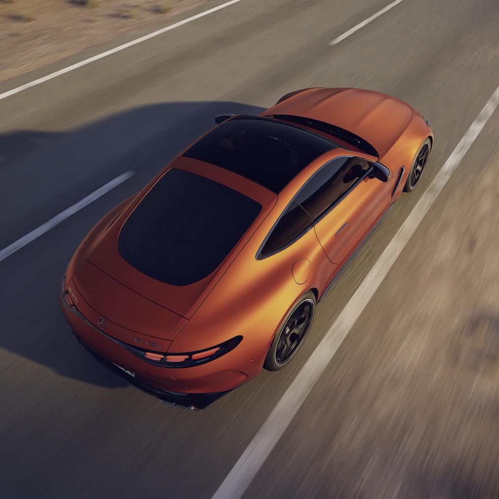 Der 4,0-Liter-V8-Biturbomotor des Mercedes-AMG GT 63 S E PERFORMANCE Coupés.