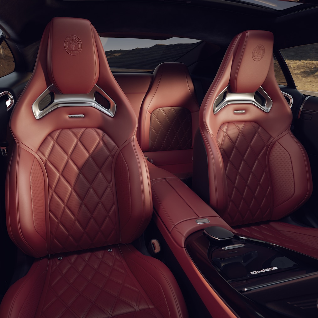 MANUFAKTUR Optionsangebot des GT Coupés von Mercedes-AMG.