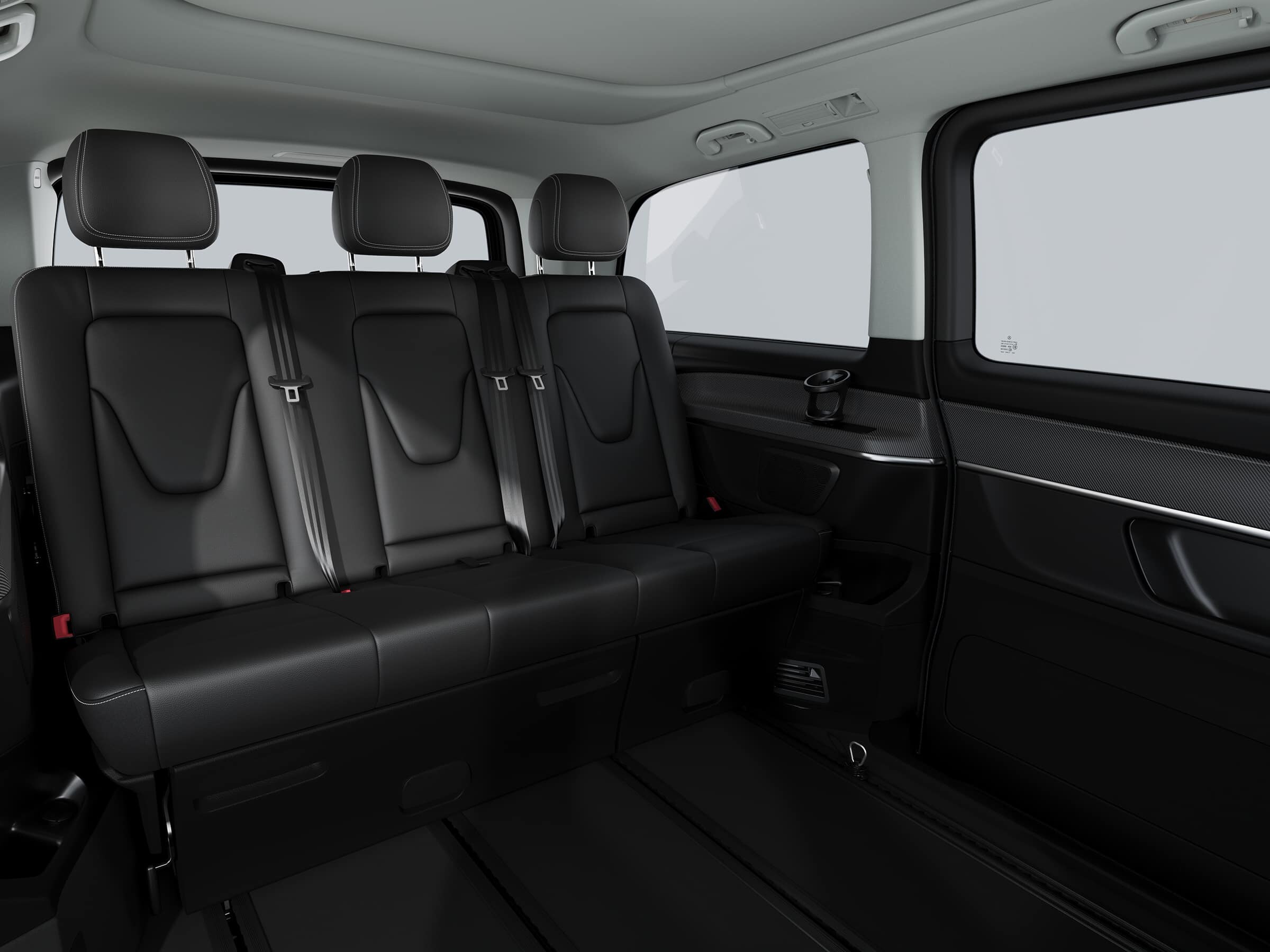 Mercedes-Benz Marco Polo HORIZON Rückbank mit drei Sitzen und flexiblem Schienensystem.