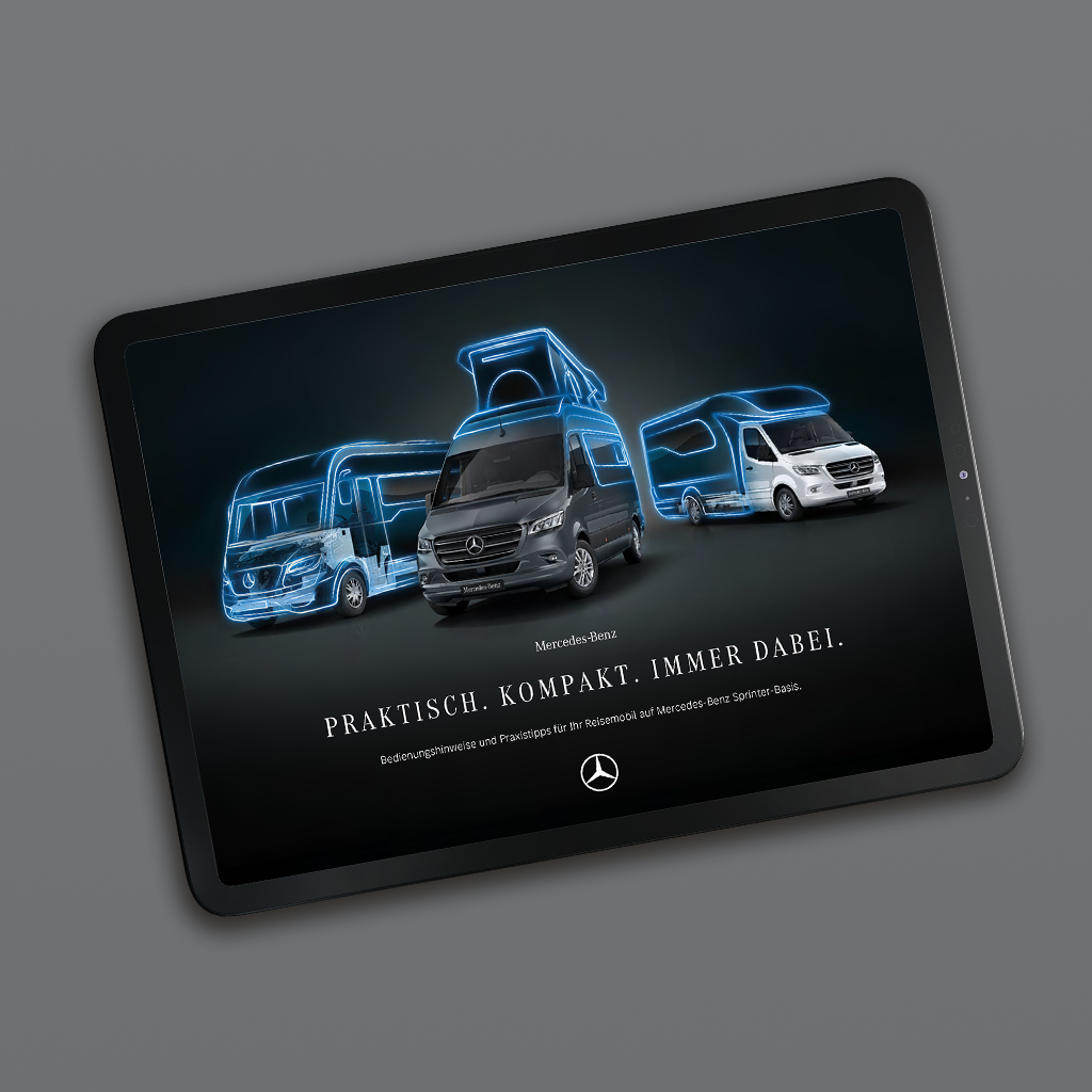 Sprinter Wohn- & Reisemobile | Mercedes-Benz Ein Tablet mit einer digitalen Mercedes-Benz Sprinter Wohnmobilbroschüre.