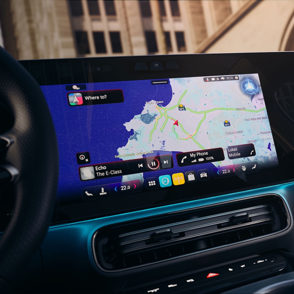 Blick auf das Zentraldisplay mit Zero Layer Screen und MVA in der Ecke im CLA C178.