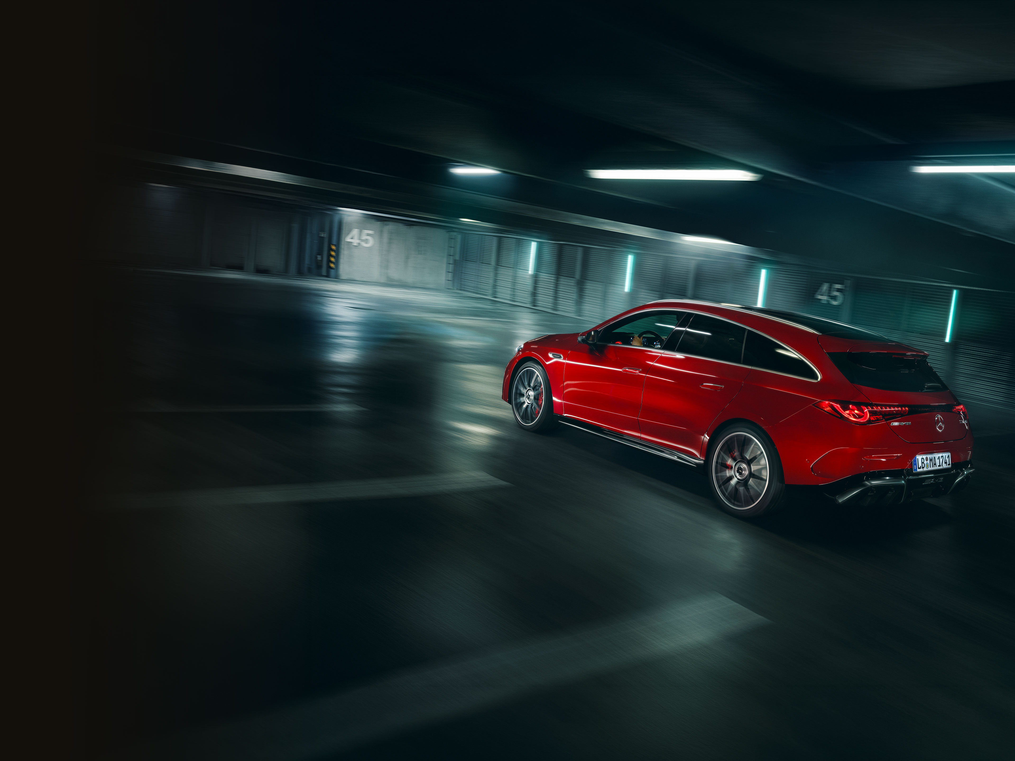Performance | CLA Shooting Brake | Mercedes-AMG Die Performance des neuen Mercedes-AMG CLA 45 4MATIC+ Shooting Brake electric.