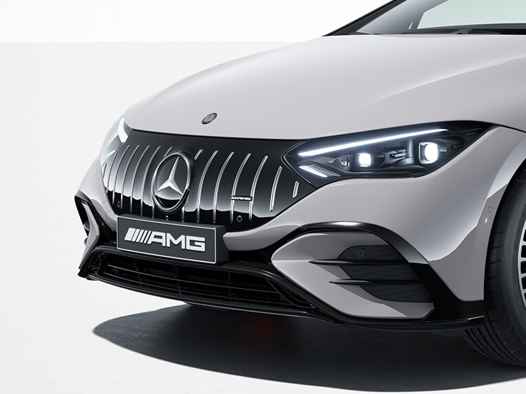 Die Mercedes-AMG EQE Limousine mit AMG Night-Paket.