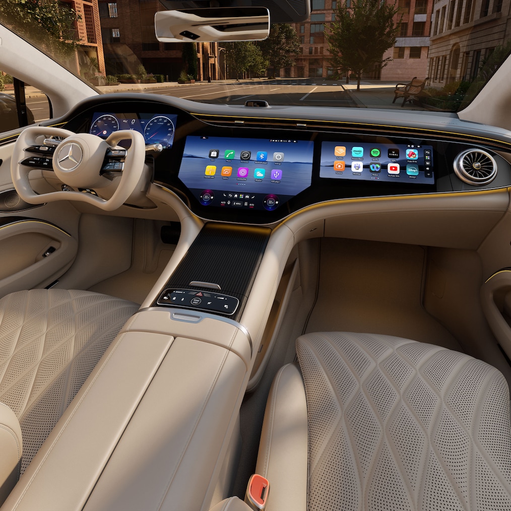 Ein Blick auf das digitale Cockpit mit MB.OS der nächsten Generation in der neuen Mercedes-Benz EQS Limousine.