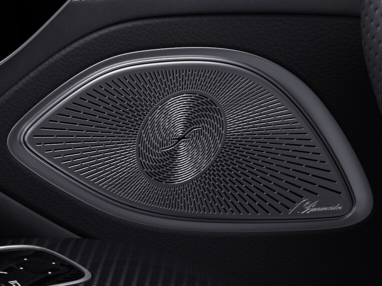 Eine Detailansicht des Innenraums der EQS Limousine von Mercedes-Benz.