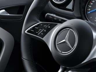 Der TEMPOMAT am Lenkrad des Mercedes-Benz EQT.