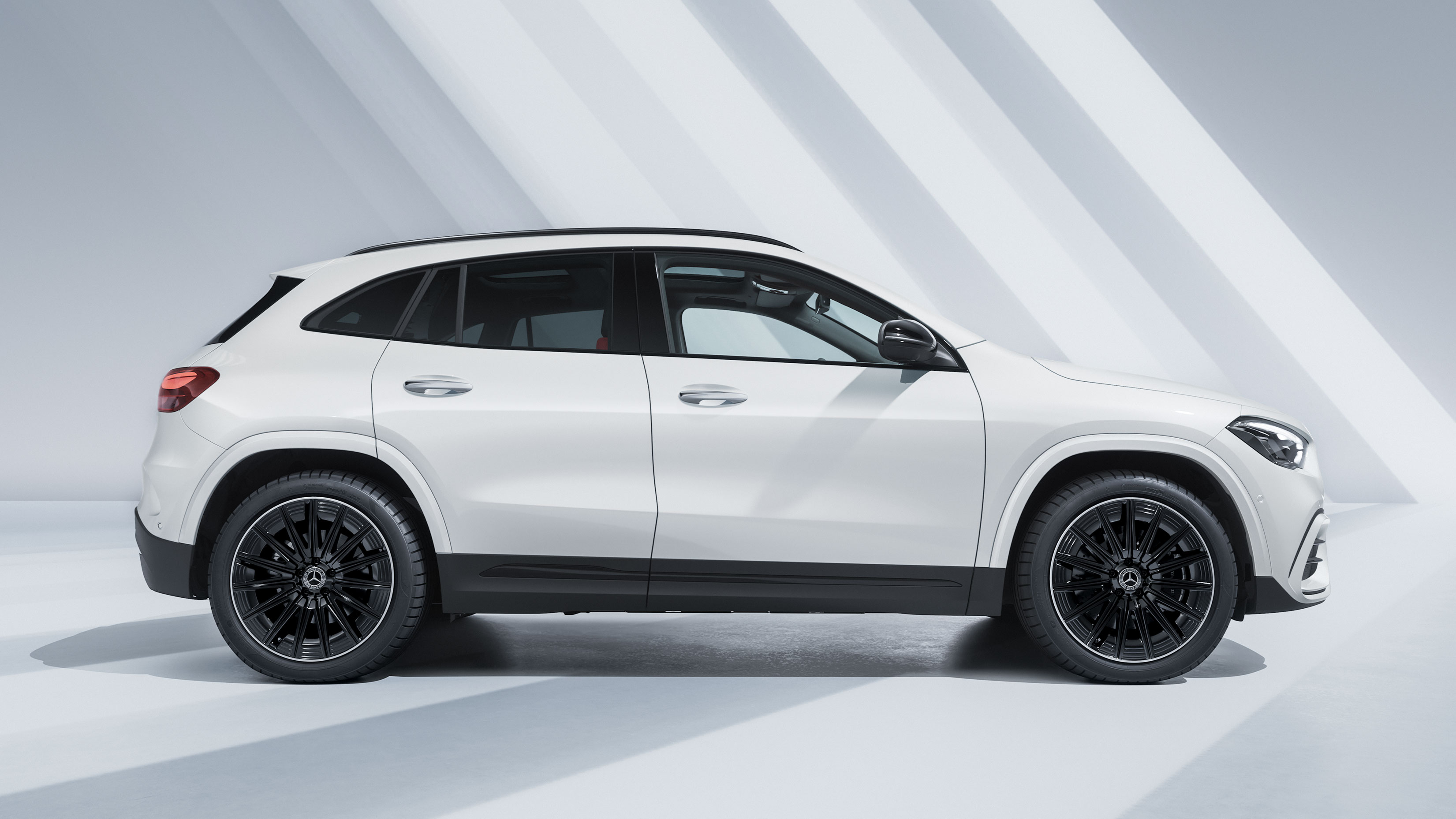 Mercedes gla plug in hybrid discount