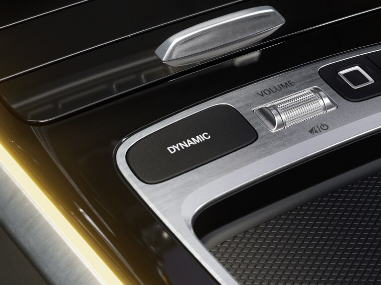 Ein Display mit der DYNAMIC SELECT Auswahl im Mercedes-Benz GLB.