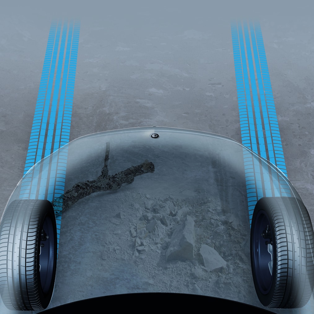 Die transparente Motorhaube des Mercedes-Benz GLE Coupés.