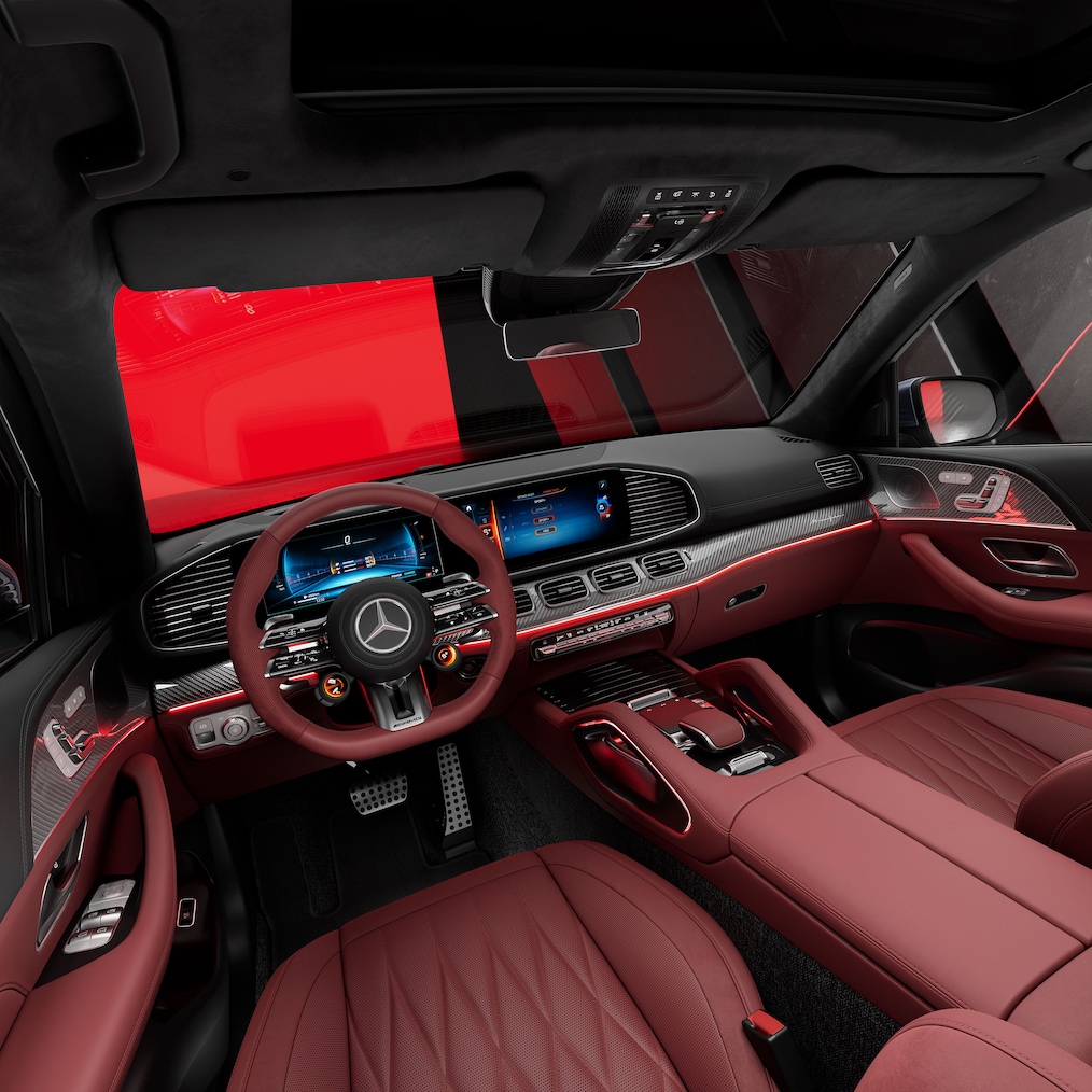 Seitenansicht des Mercedes-AMG GLE SUV in MANUFAKTUR high-tech silber magno.