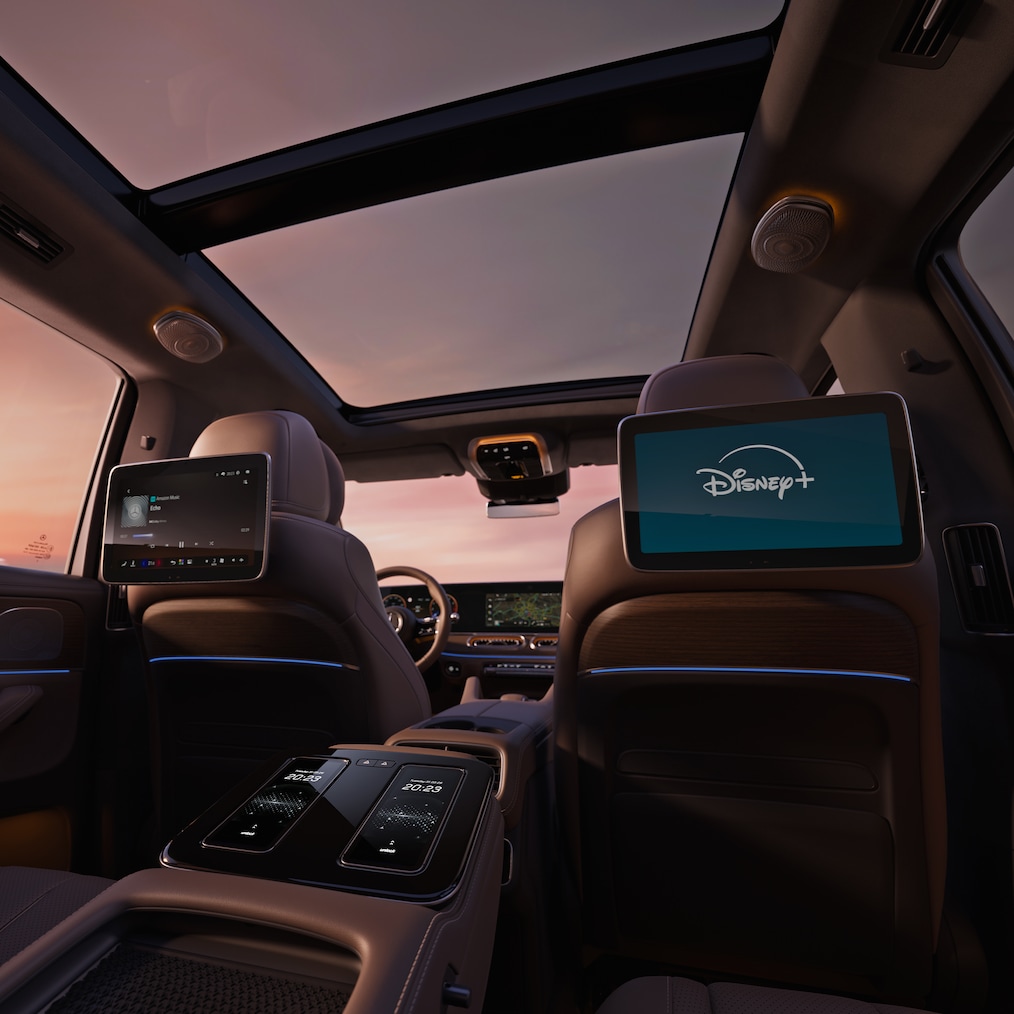 Das MBUX High-End Fond-Entertainment des neuen GLS von Mercedes-Benz.