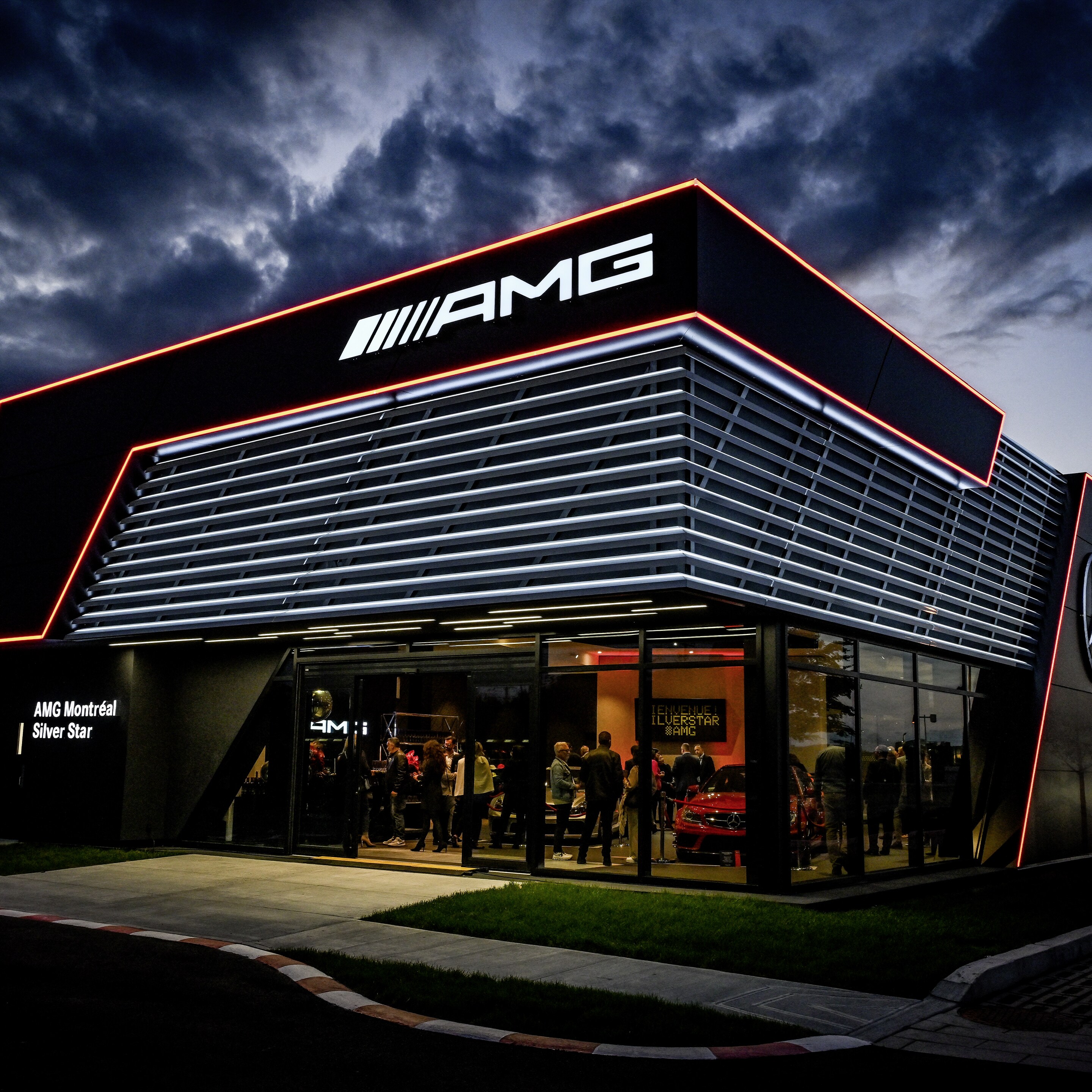 Das Mercedes-AMG Center Weltweit.
