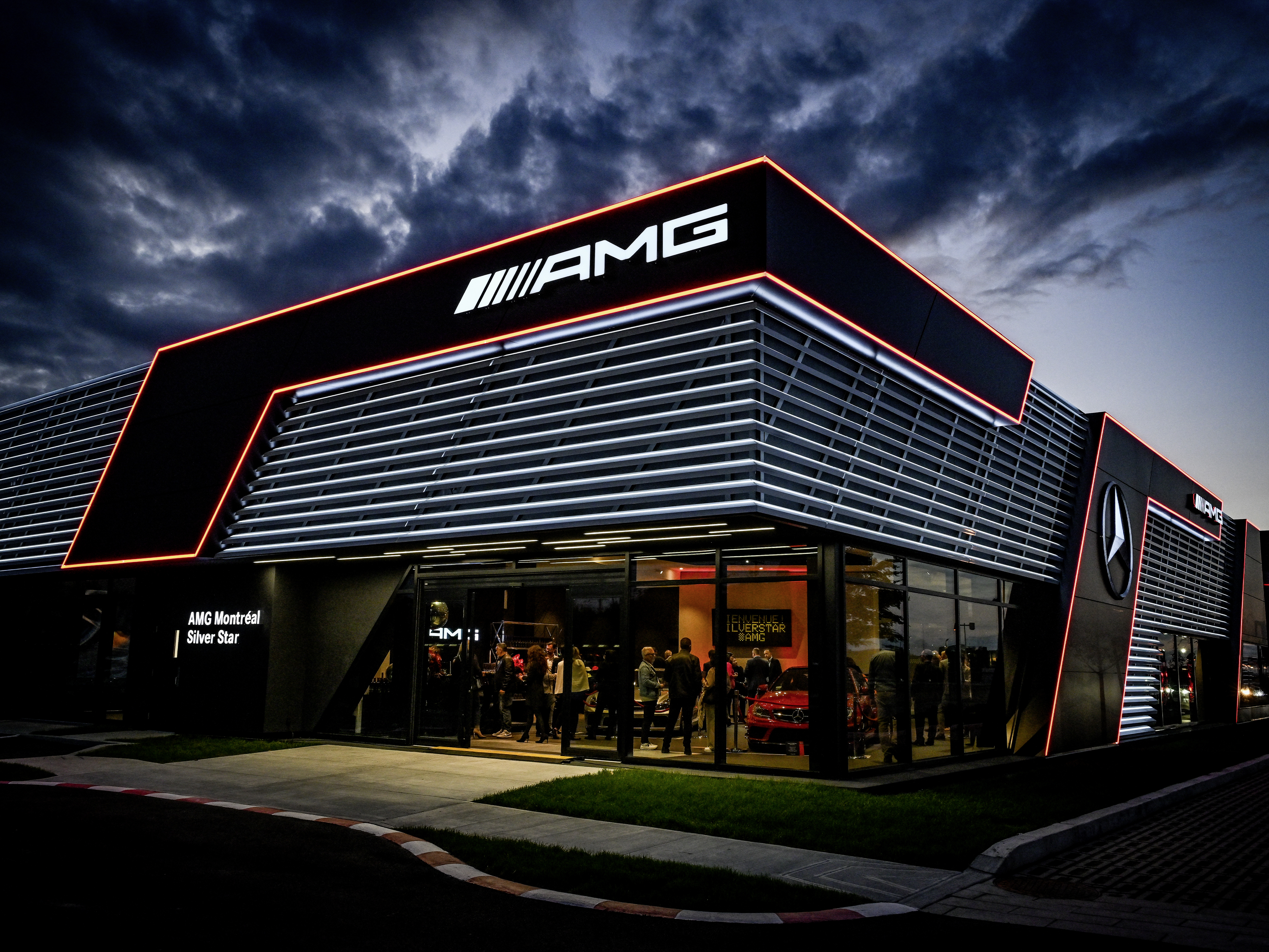 AMG Center Weltweit | Mercedes-AMG Das Mercedes-AMG Center Weltweit.