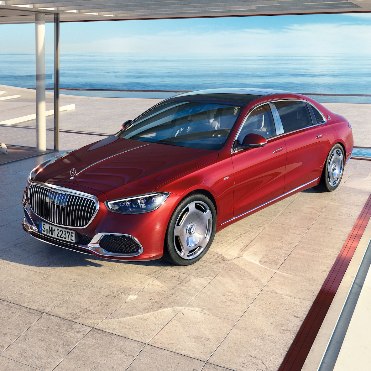 Die Mercedes-Maybach S-Klasse in einer seitlichen Frontansicht.