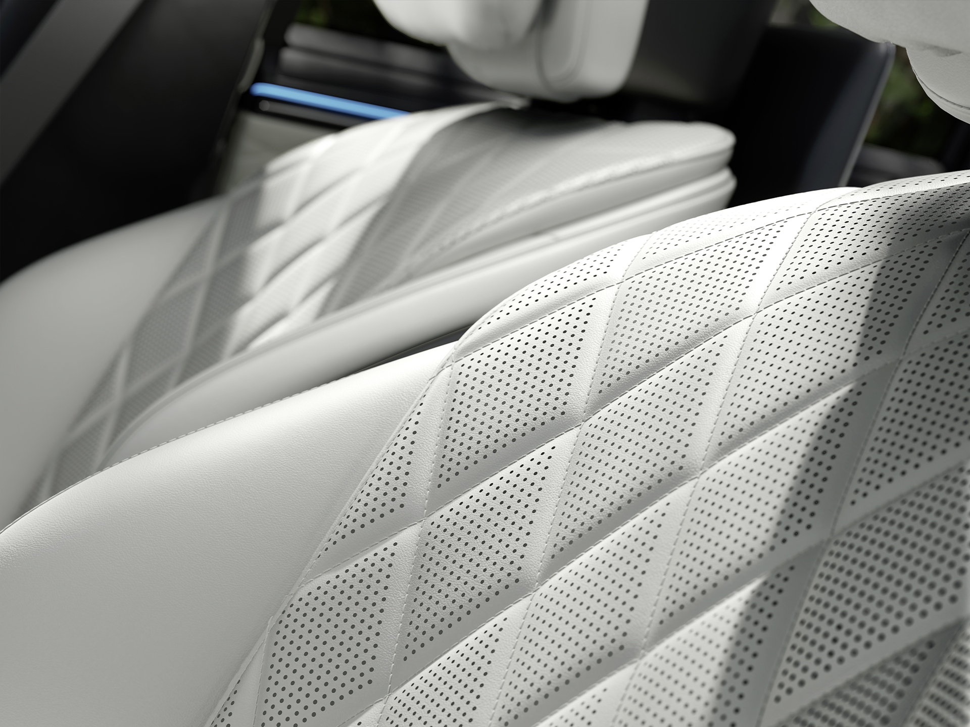 MANUFAKTUR | S-Klasse Limousine | Mercedes-Benz Die neue Mercedes-Benz S-Klasse Limousine mit MANUFAKTUR Ausstattung in einer Seitenansicht.