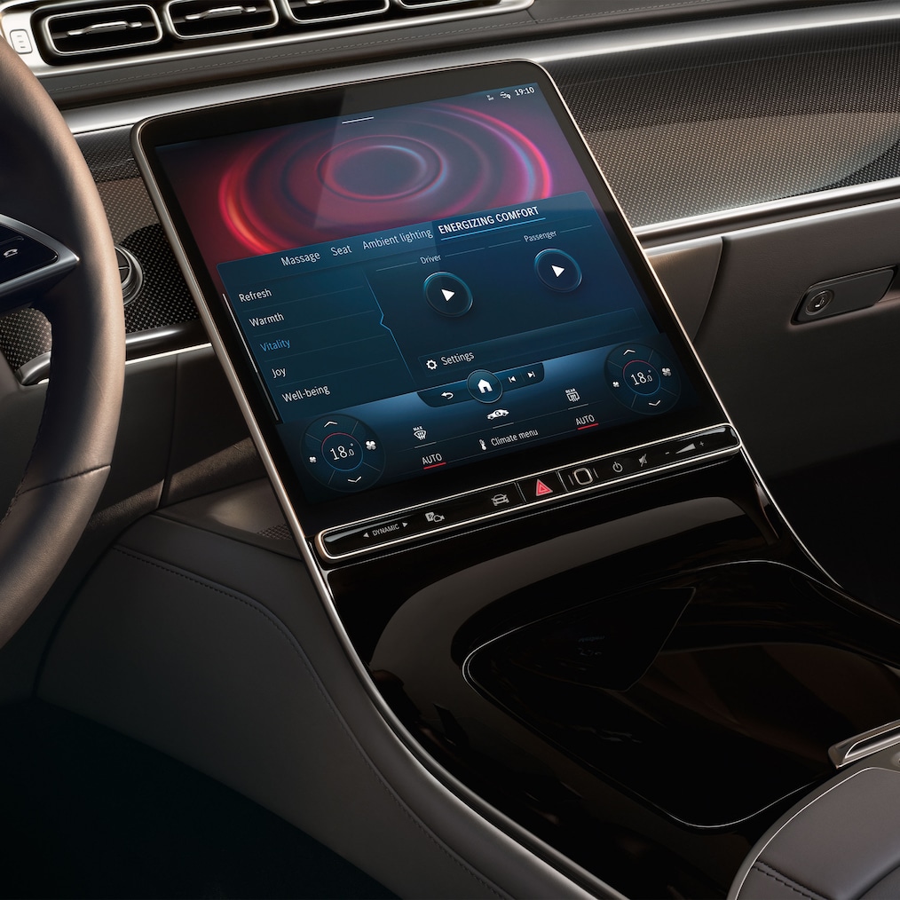 Das ENERGIZING-Paket vorn der Mercedes-Benz S-Klasse Limousine.