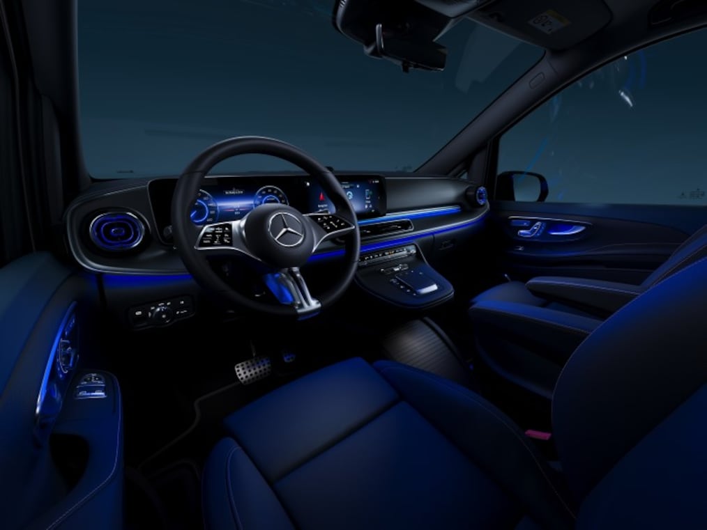 Die Ambientebeleuchtung in 64 Farben der V-Klasse Marco Polo HORIZON von Mercedes-Benz.