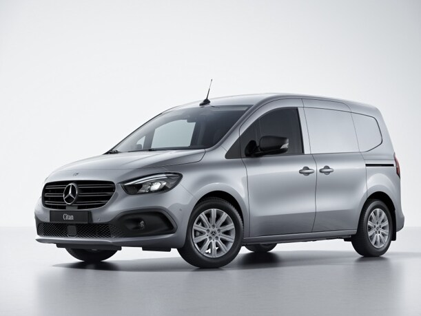 Der Mercedes-Benz Citan Kastenwagen in der Frontansicht.