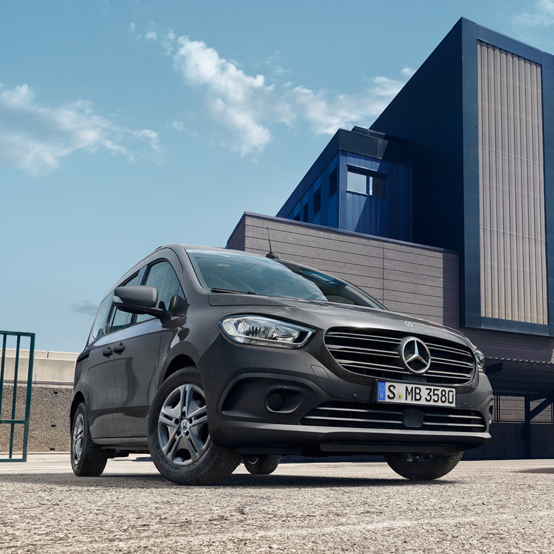 Citan Tourer | Mercedes-Benz Transporter. Der Mercedes-Benz Citan Tourer im Einsatz.