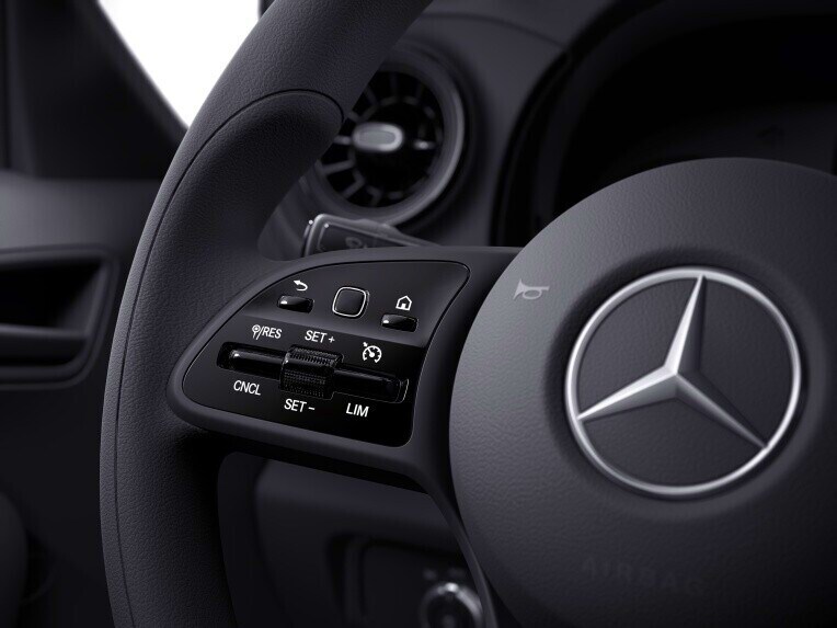 Die Touch-Bedienfelder für den TEMPOMAT im Mercedes-Benz Citan Tourer.