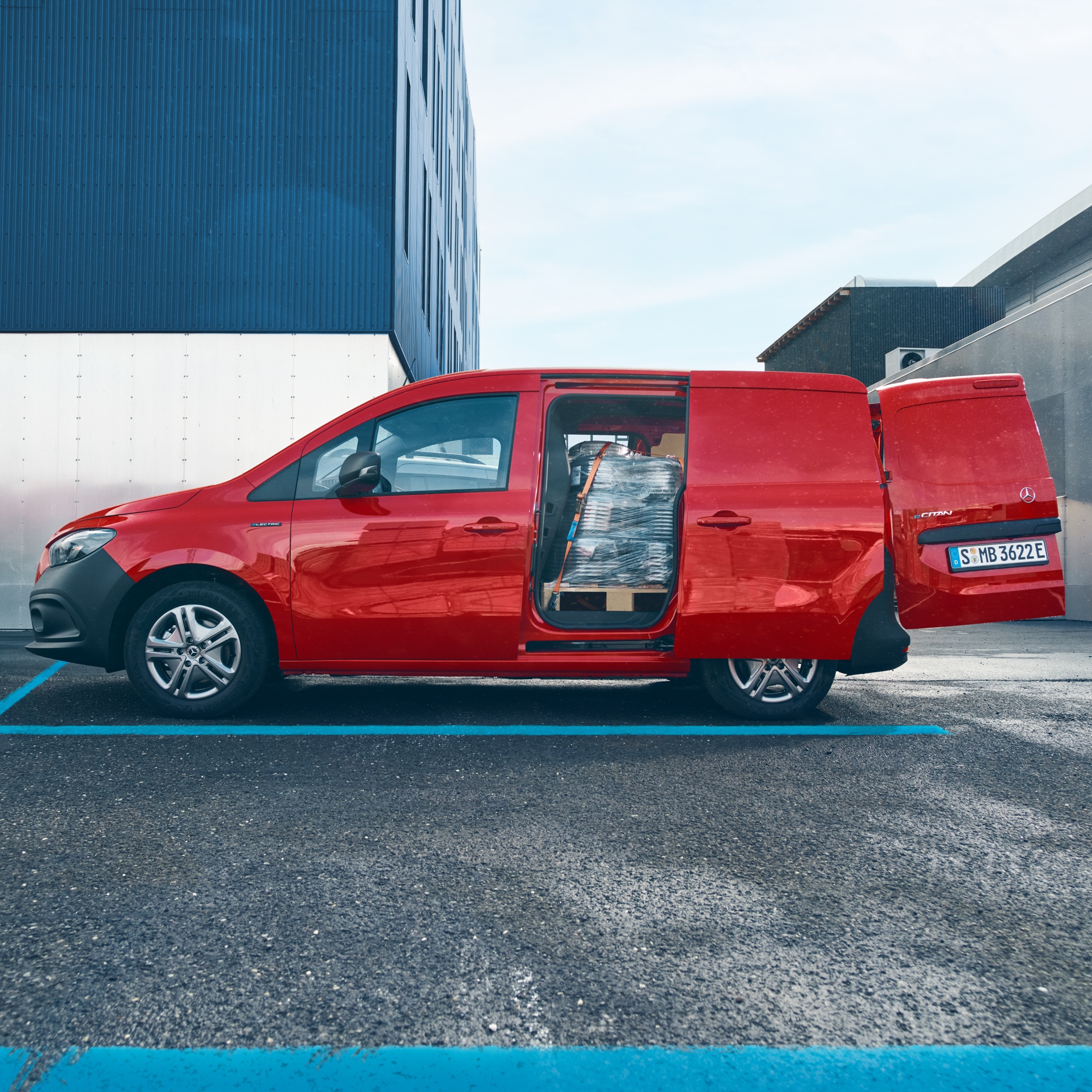 eCitan Kastenwagen | Mercedes-Benz Transporter. Der Mercedes-Benz eCitan Kastenwagen als Kleintransporter.