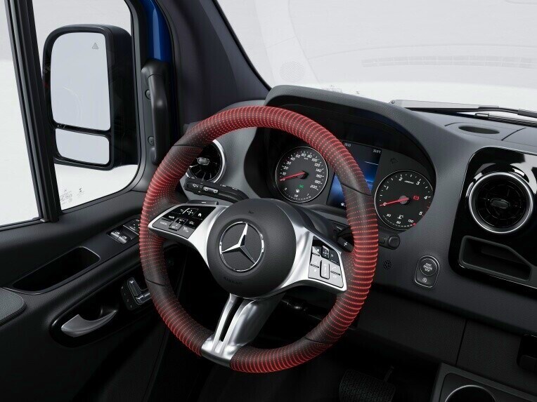 Die Lenkradheizung im Mercedes-Benz Sprinter Kastenwagen.