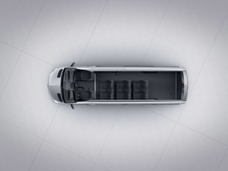 Der Sprinter Tourer Lang mit Bestuhlung 2er-Sitzbank Komfort in der 1. Reihe, 2er-Sitzbank Komfort in der 2. Reihe, 2er-Sitzbank Komfort in der 3. Reihe