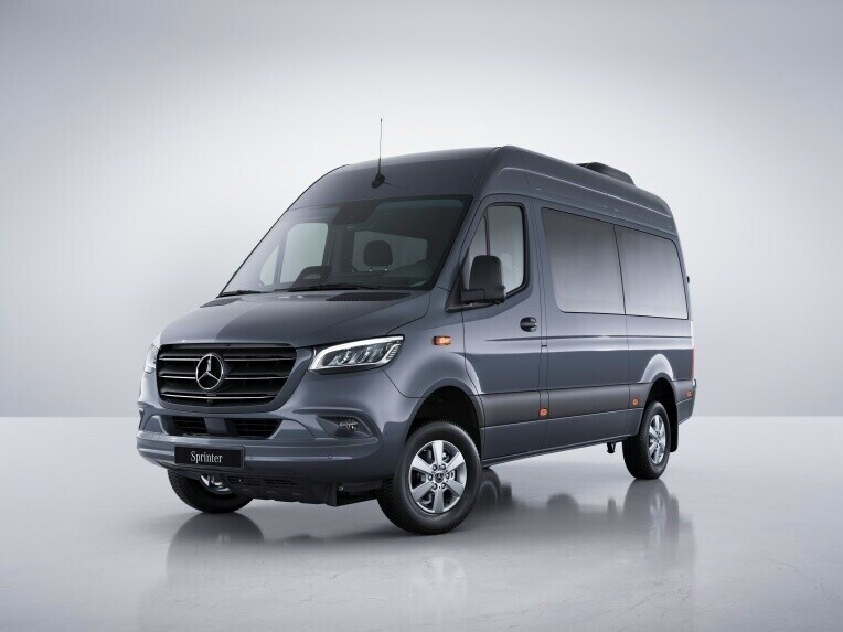 Der Mercedes-Benz Sprinter Tourer in der Ausstattungslinie SELECT.