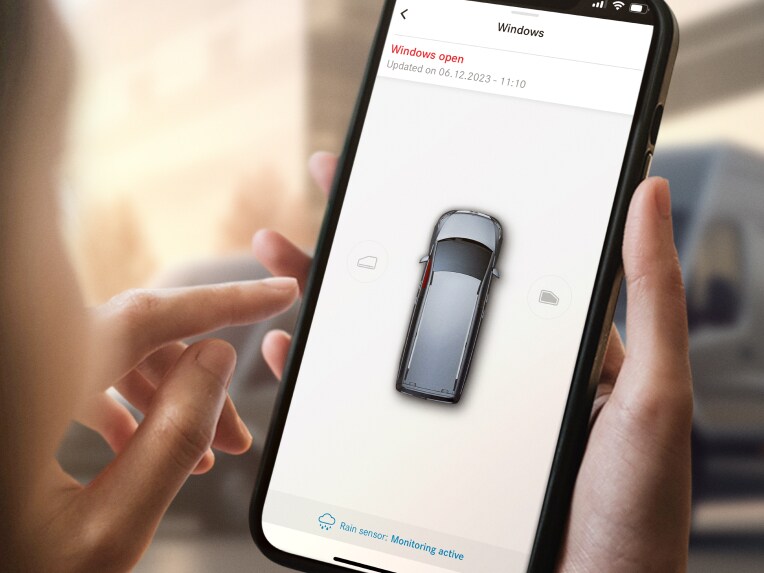 Die Funktion Fernsteuerung Fenster von Mercedes-Benz auf einem Smartphone.
