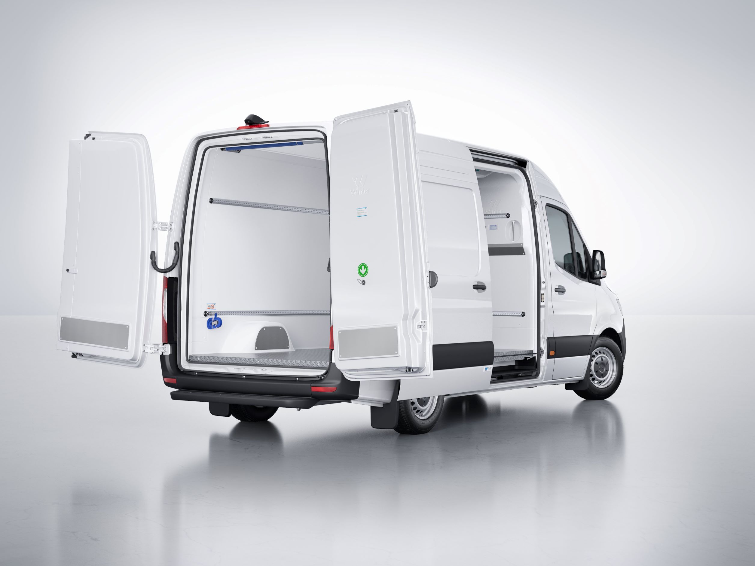 Sprinter mit isothermem und gekühltem Integralcontainer von Winter I Mercedes-Benz The Sprinter with isothermal-refrigerated integrated container.