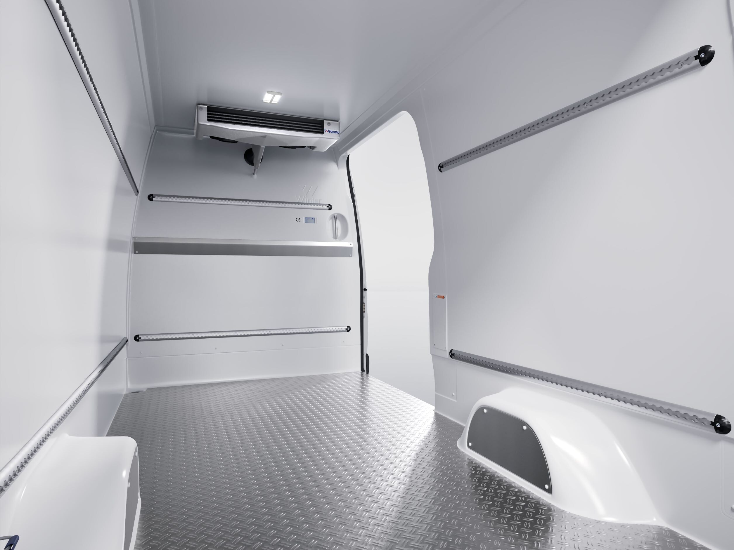 The Sprinter with isothermal-refrigerated integrated container.