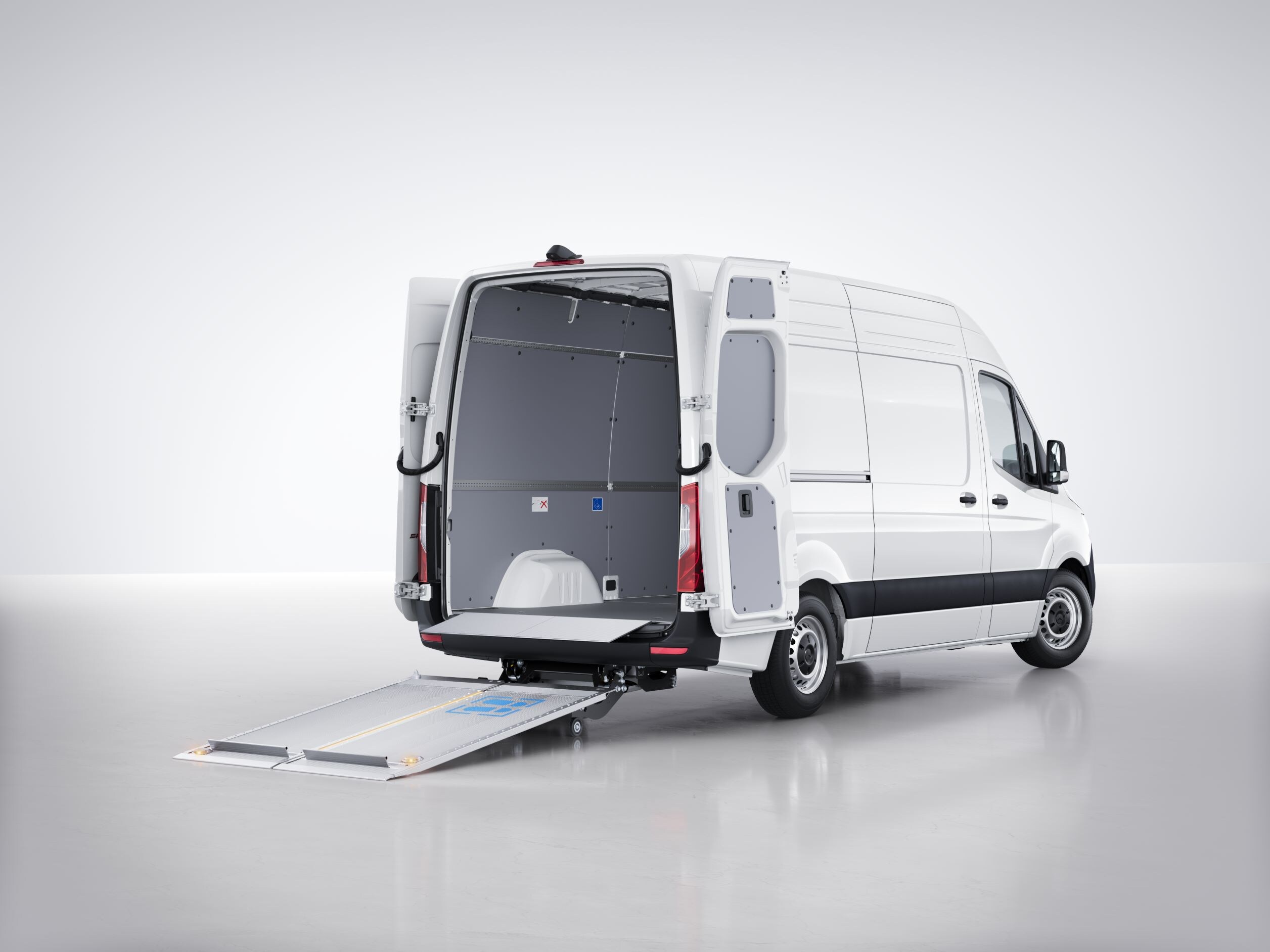 The Sprinter with tail lift solution.